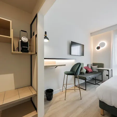 Ξενοδοχείο Campanile Smart Lyon Est - Eurexpo Bron Aviation 3*