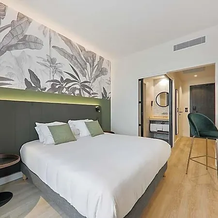 Hotel Campanile Smart Lyon Est - Eurexpo Bron Aviation 3*
