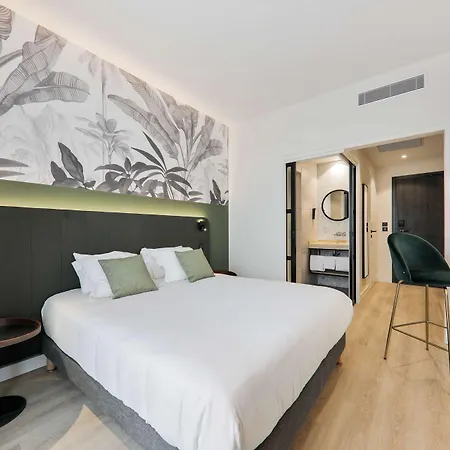Campanile Smart Lyon Est - Eurexpo Bron Aviation Hotell